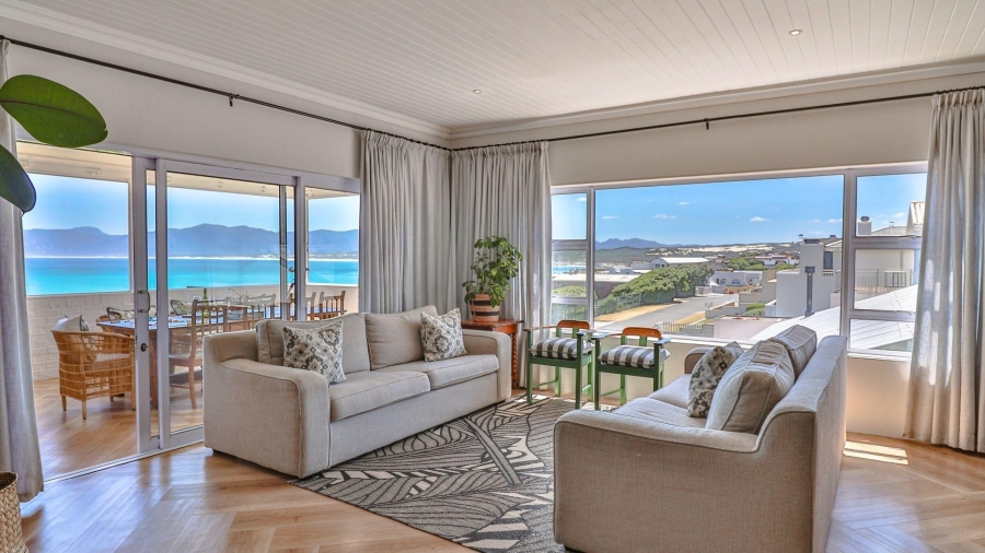 4 Bedroom Property for Sale in De Kelders Western Cape